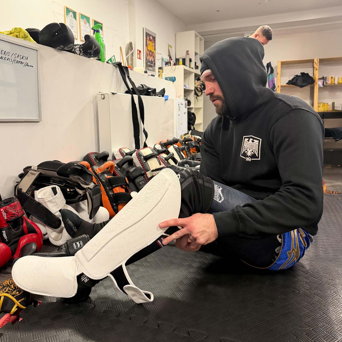 Phantom Athletics Schienbeinschoner Muay Thai - Frost Weiß