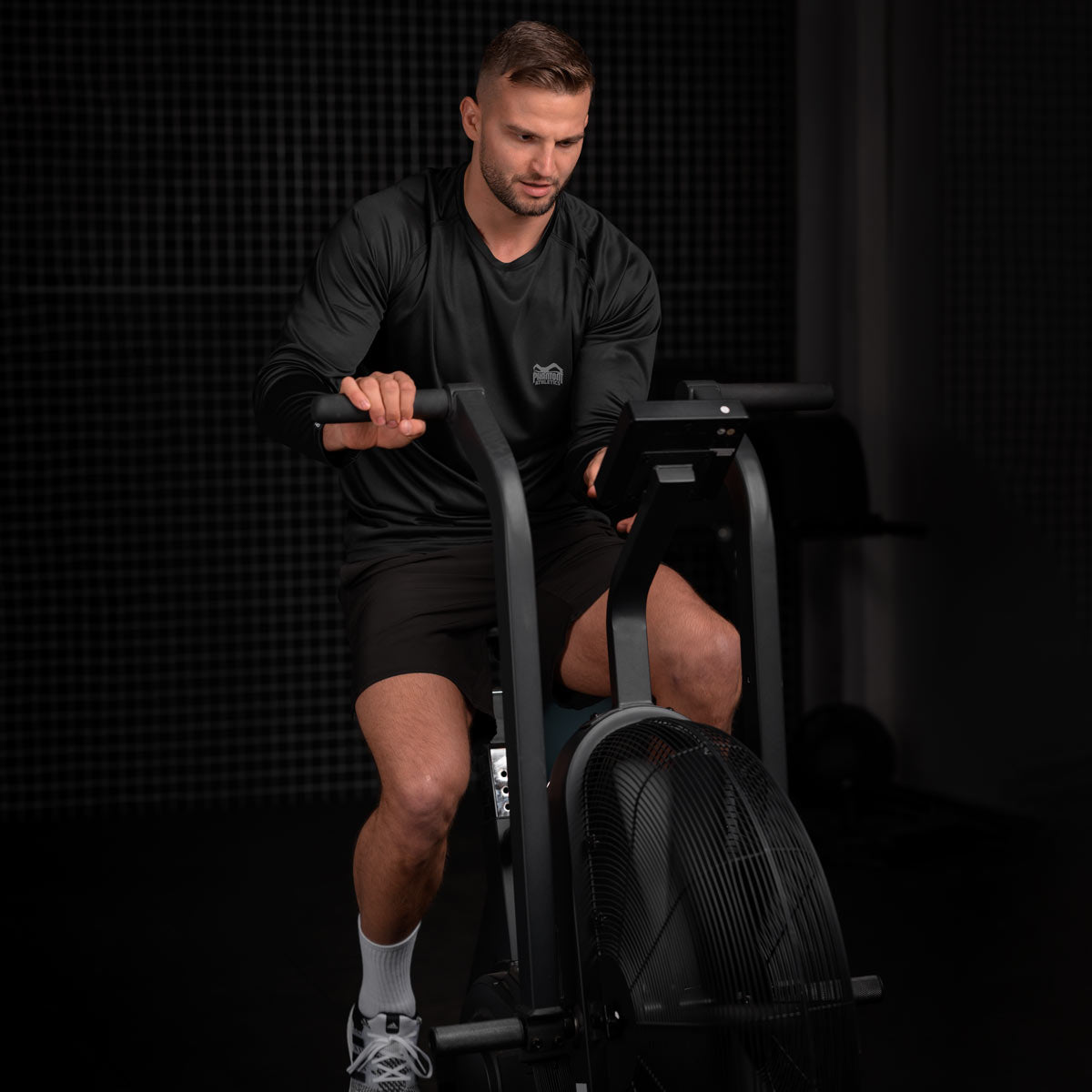 Phantom Athletics Trainingsshirt Tactic-V Lange Ärmel - Schwarz