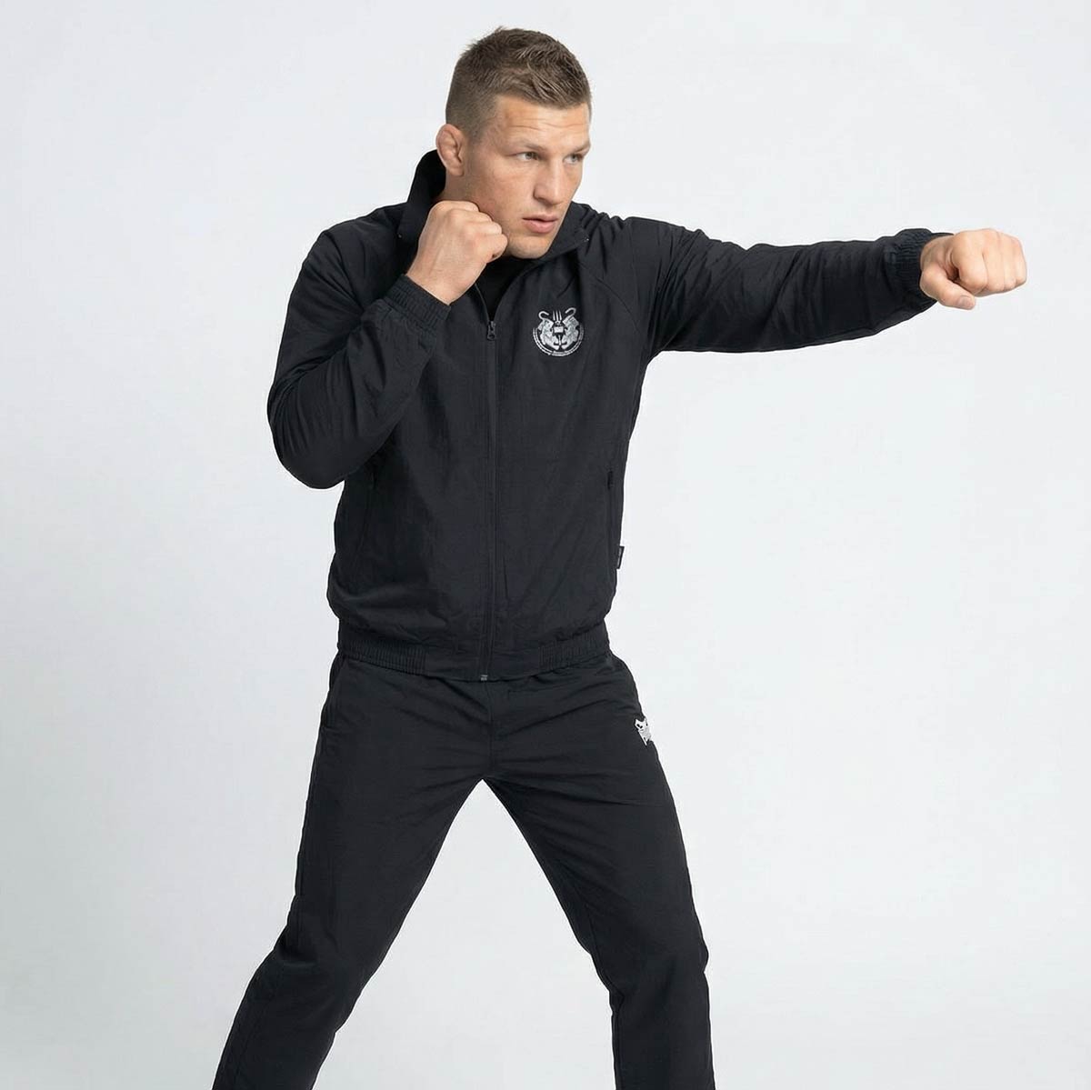 Phantom Athletics Trainingsjacke DMC Muay Thai / Sak Yant