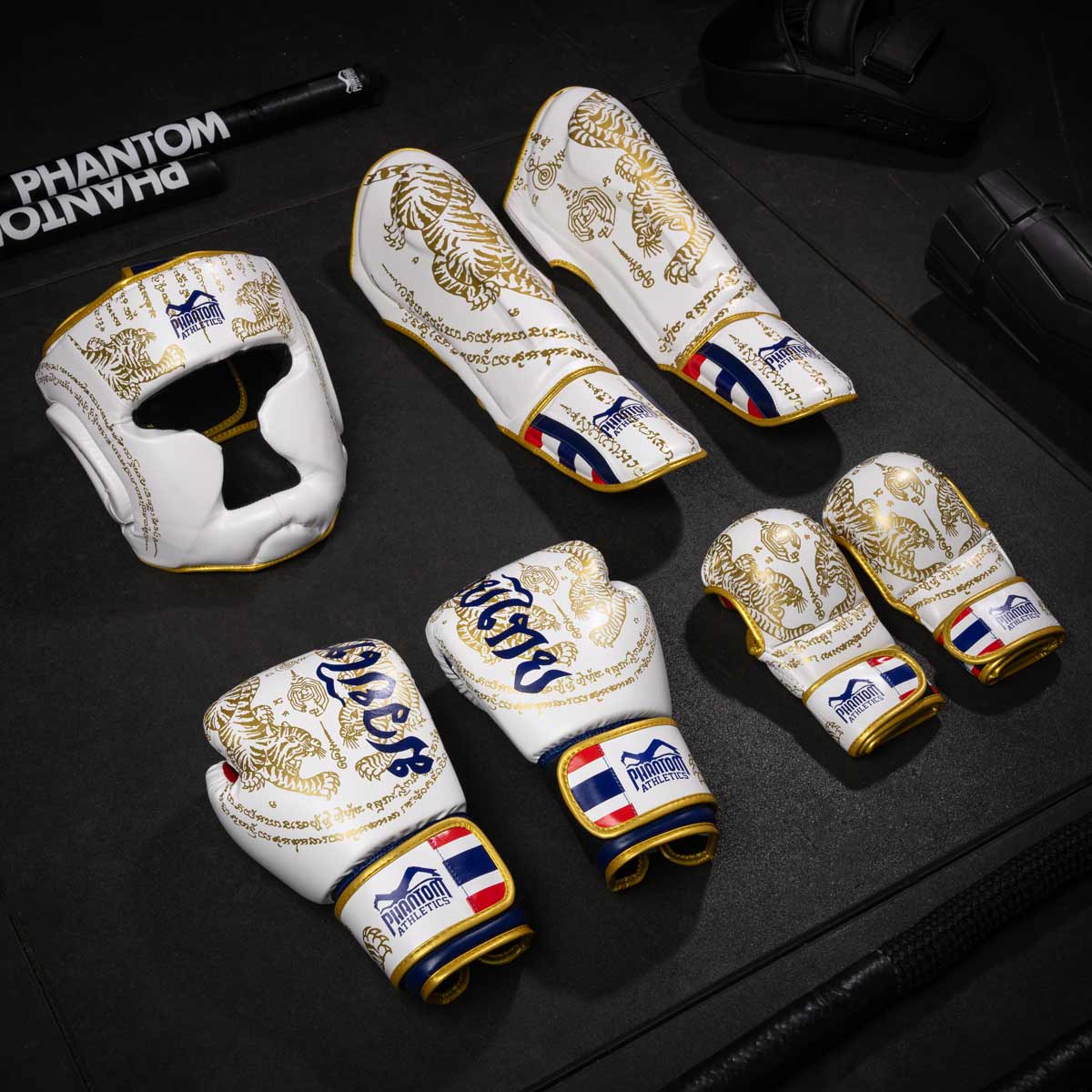 Phantom Athletics Kopfschutz Muay Thai - Weiß/Gold