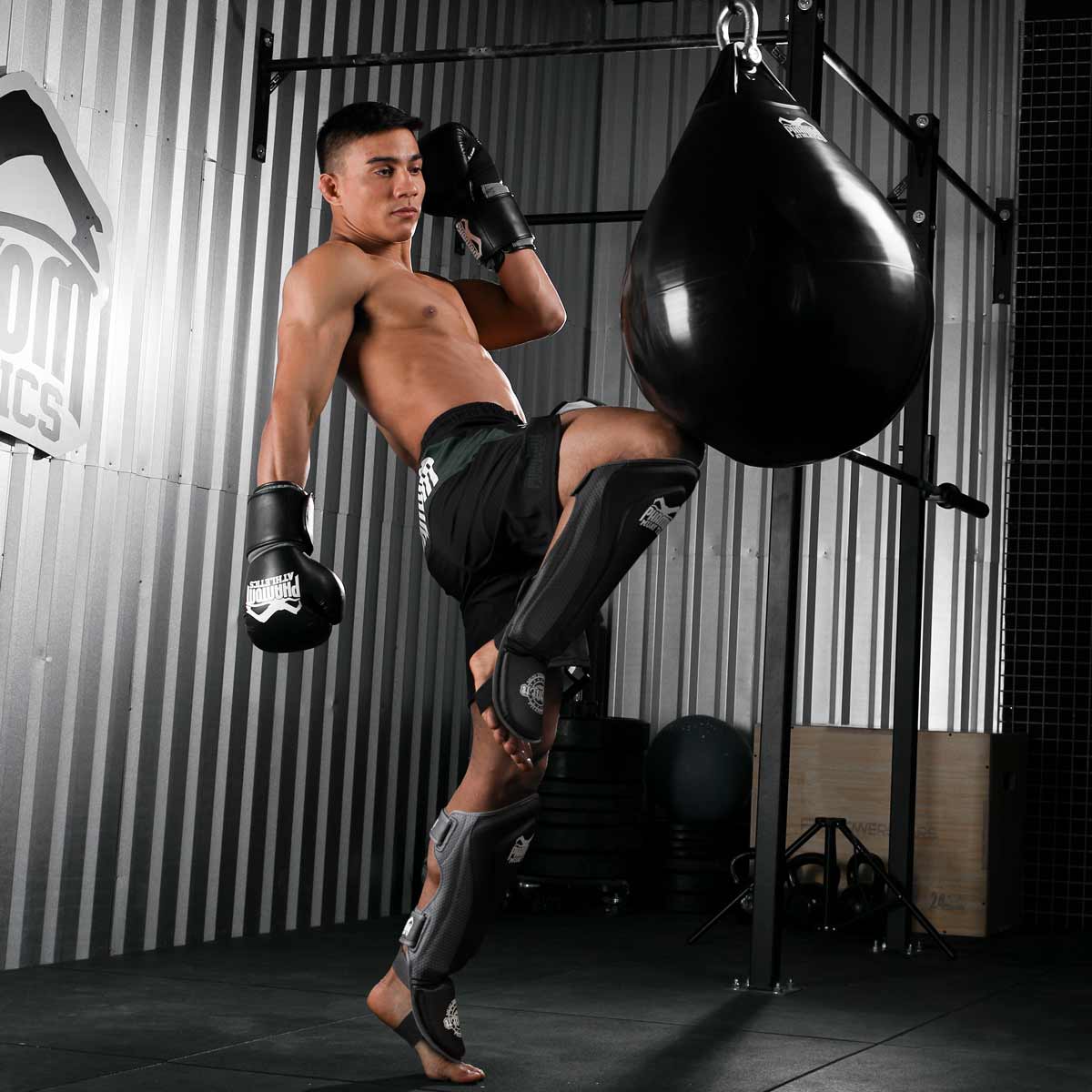 Phantom Athletics Schienbeinschoner MT-Pro - Schwarz/Grau