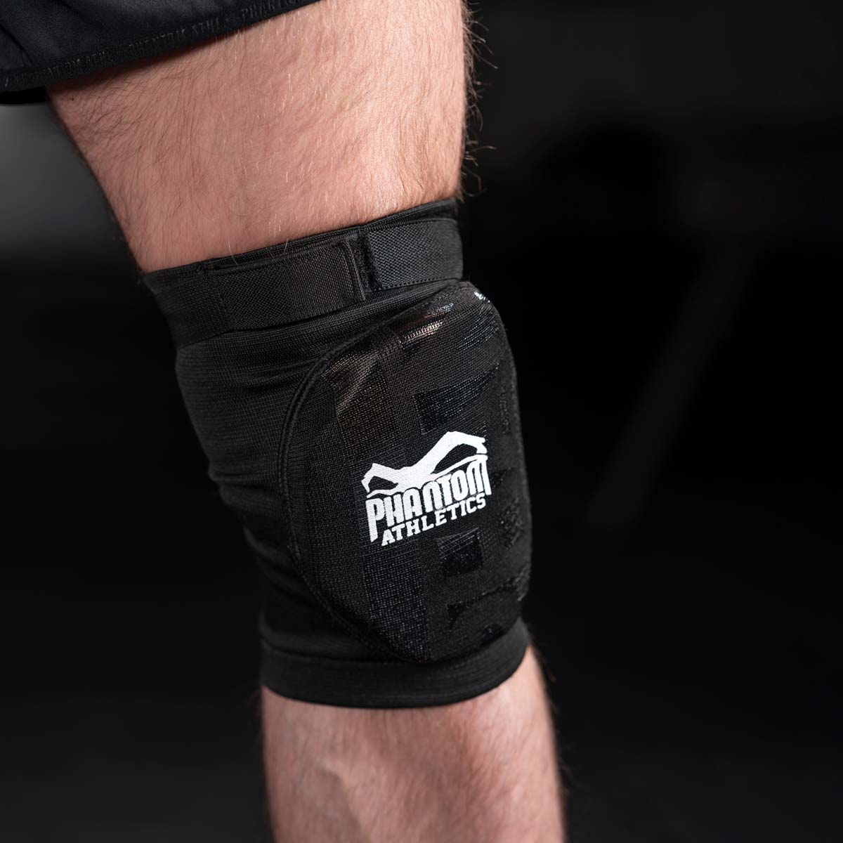 Phantom Athletics Knieschoner APEX Striking - Schwarz