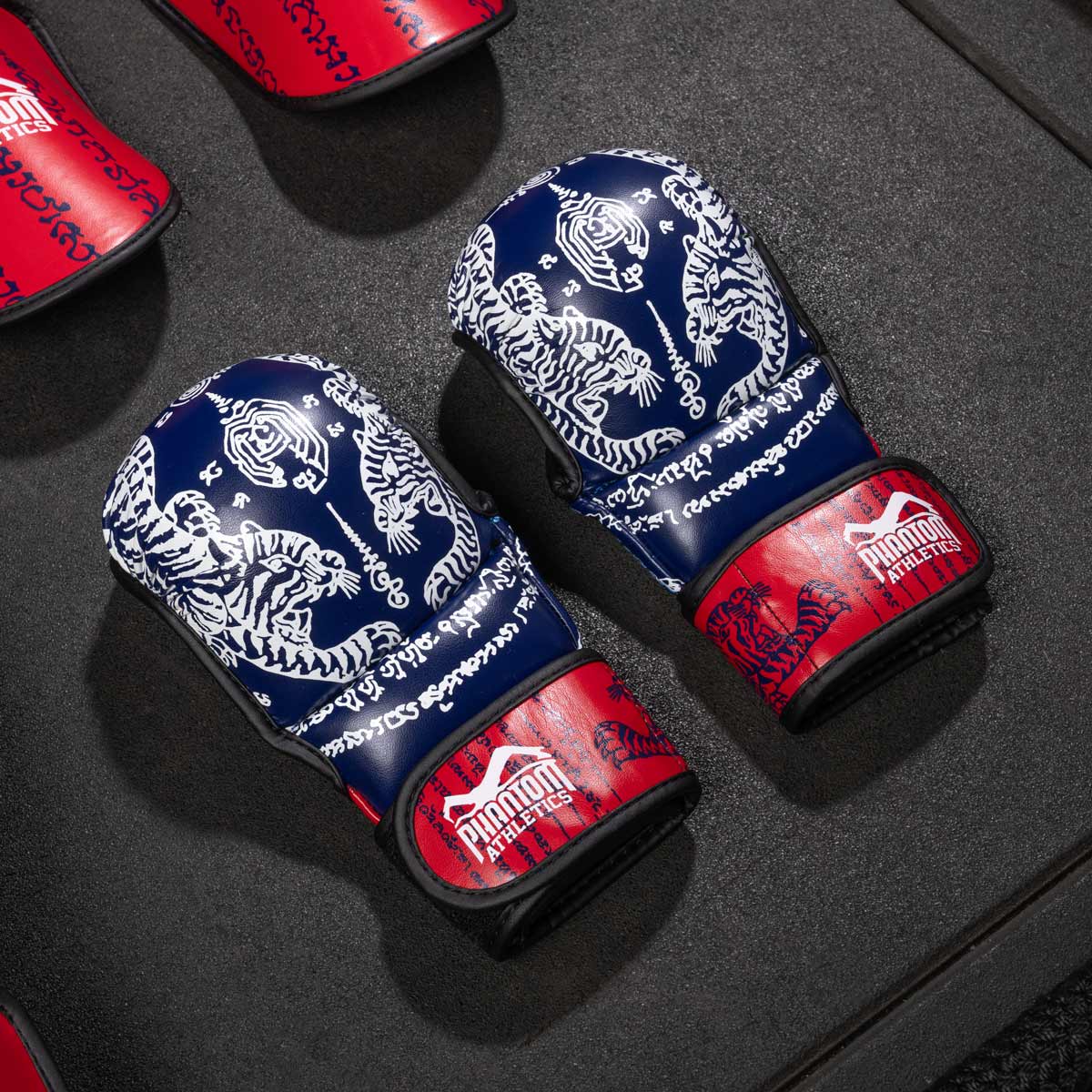 Phantom Athletics MMA Handschuhe Sparring Muay Thai - Blau