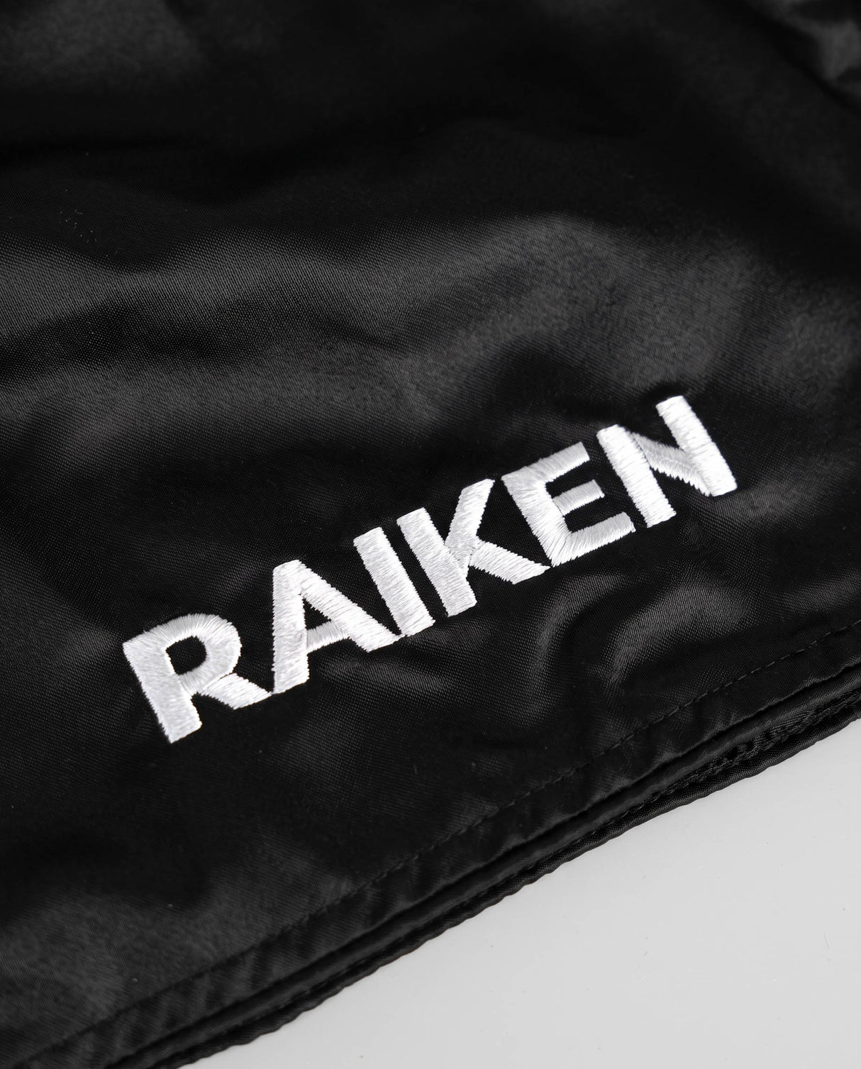 Raiken Muay Thai Shorts KAZE - Schwarz
