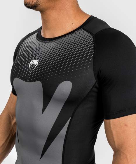 Venum Rashguard Attack Kurze Ärmel - Schwarz/Grau