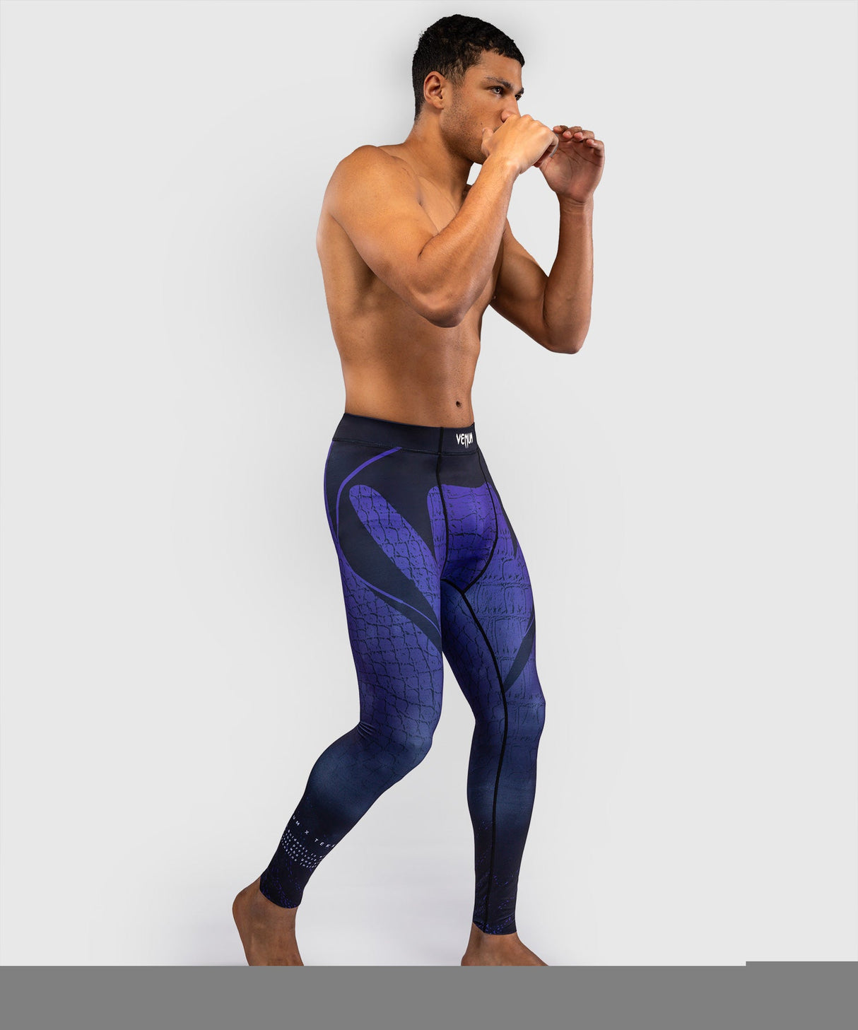 Venum Spats TEKKEN 8 Kazuya Zwart/Blauw
