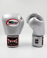 Twins Boxhandschuhe BGVL3 – Silber