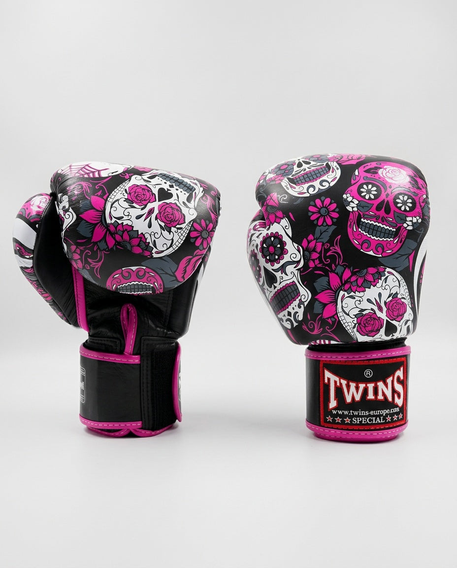 Twins Boxhandschuhe FBGVL3 Skull – Schwarz/Rosa/Weiss