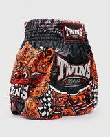Twins Muay-Thai-Shorts TTBL Barong – Schwarz/Rot/Orange