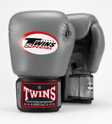 Twins Boxhandschuhe BGVL3 - Grau - The Fight Company Deutschland