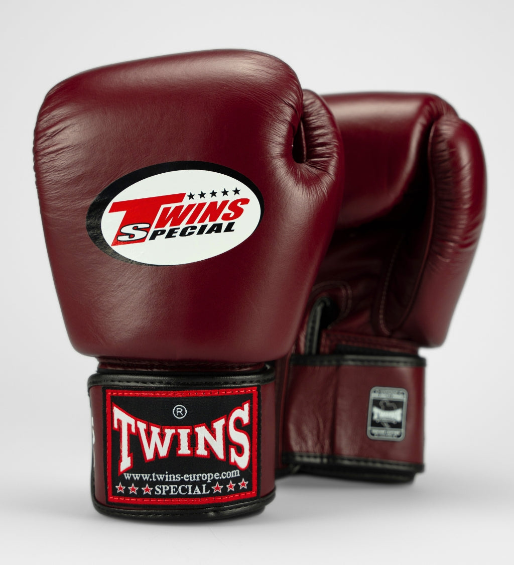 Twins Boxhandschuhe BGVL3 - Weinrot - The Fight Company Deutschland