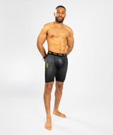 Venum x Ares Vale Tudo Shorts - Schwarz/Gold