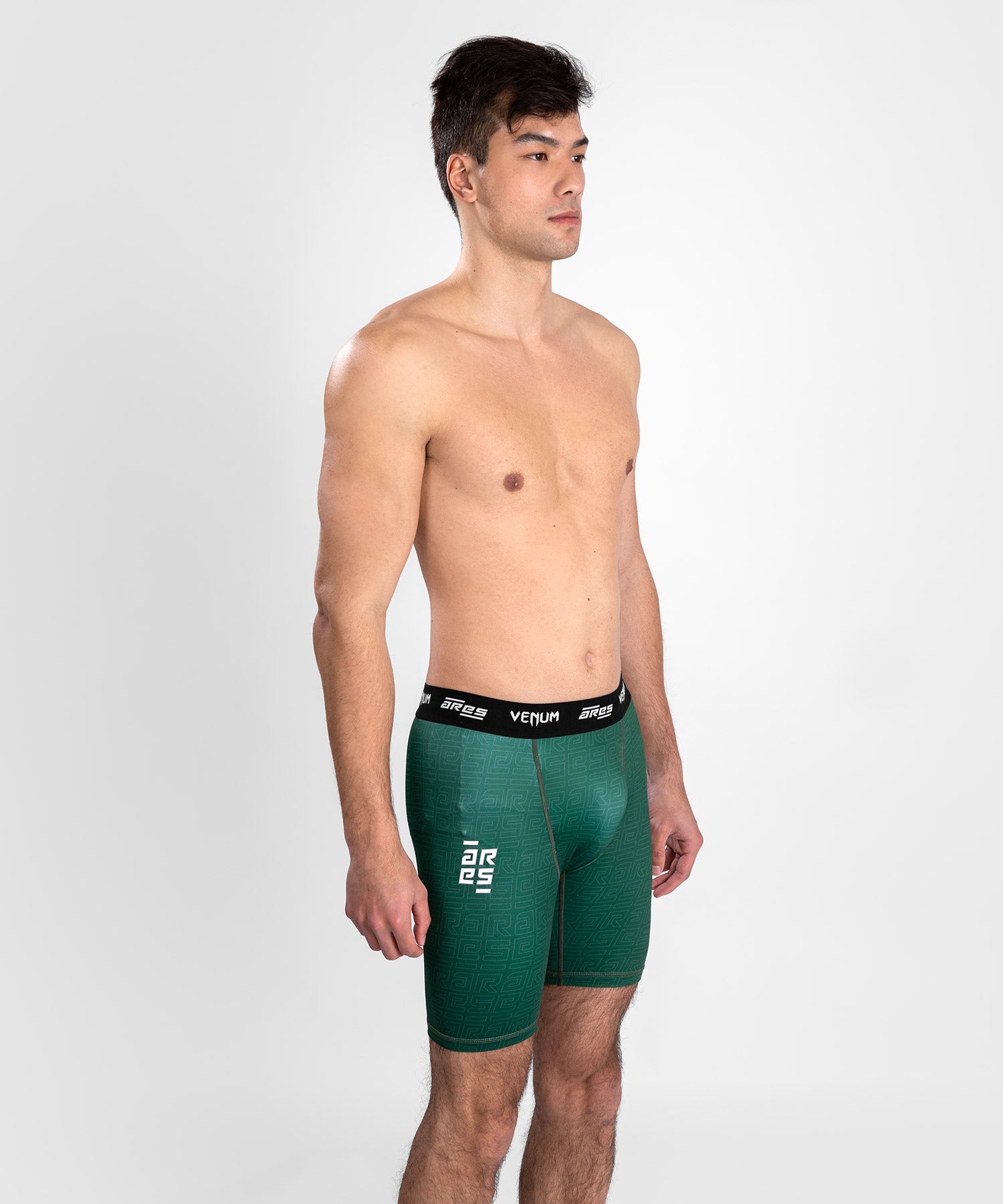 Venum Kompressionsshorts x Ares 2.0 - Khaki