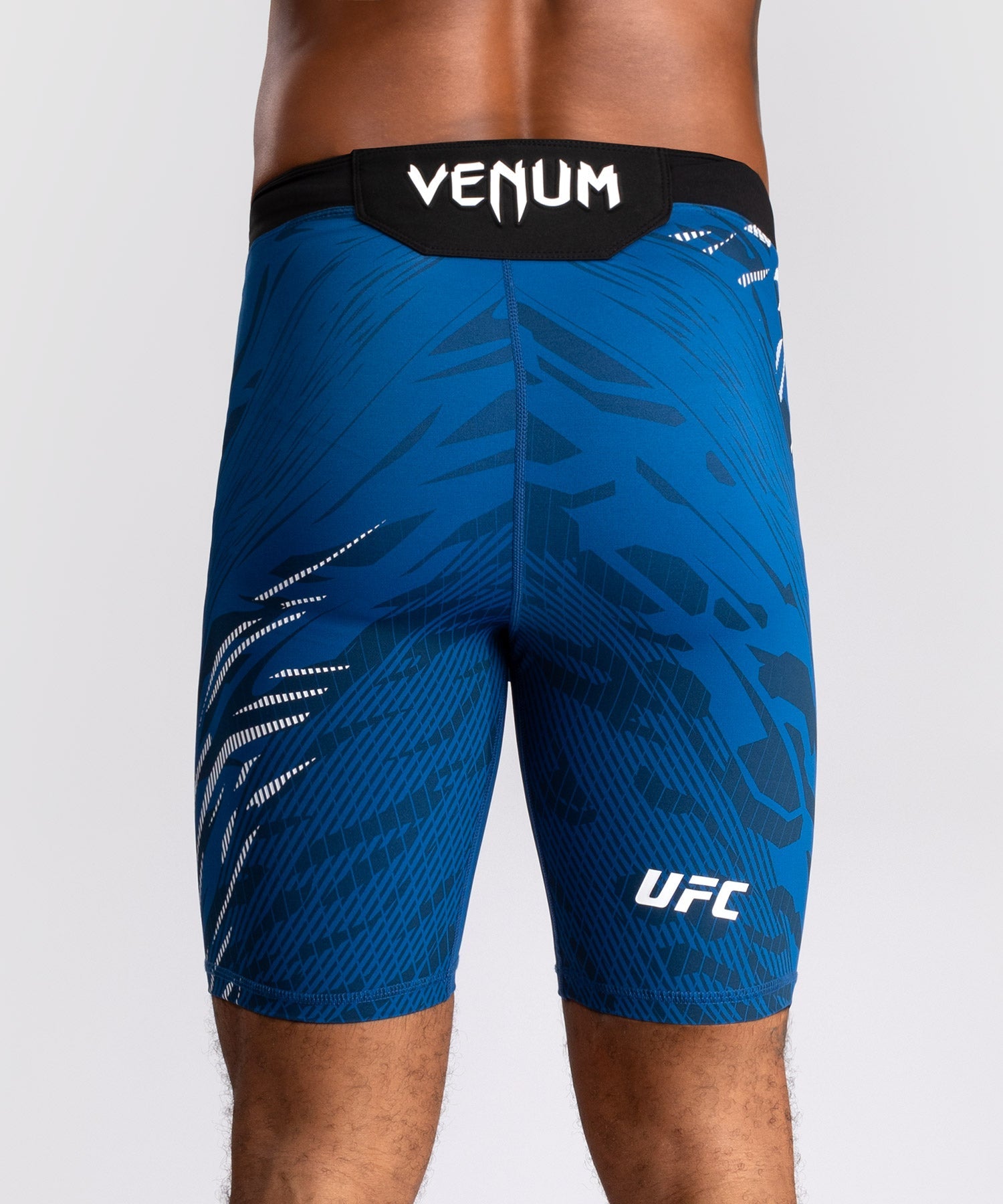 UFC Venum Vale Tudo Fight Night Fusion Shorts – Blau