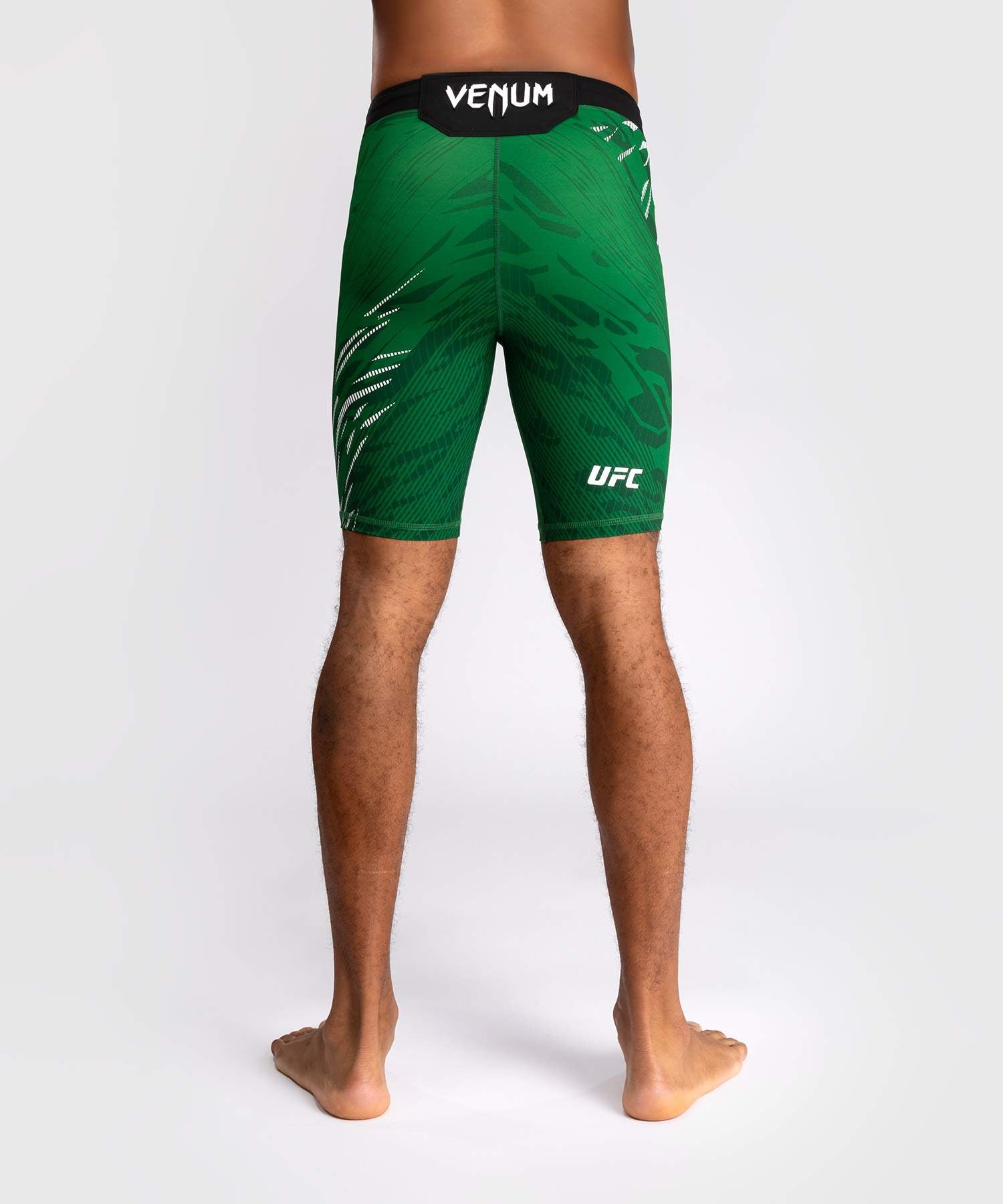 UFC Venum Vale Tudo Fight Night Fusion Shorts – Grün