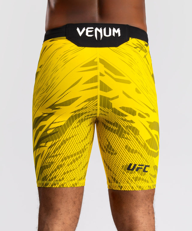 UFC Venum Vale Tudo Fight Night Fusion Shorts – Gelb