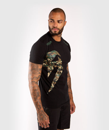 Venum T-shirt Giant - Schwarz/Camo