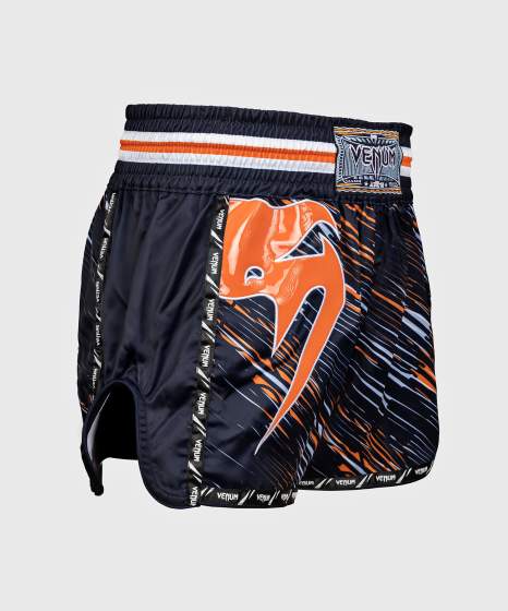 Venum Muay Thai Shorts Giant – Schwarz/Orange