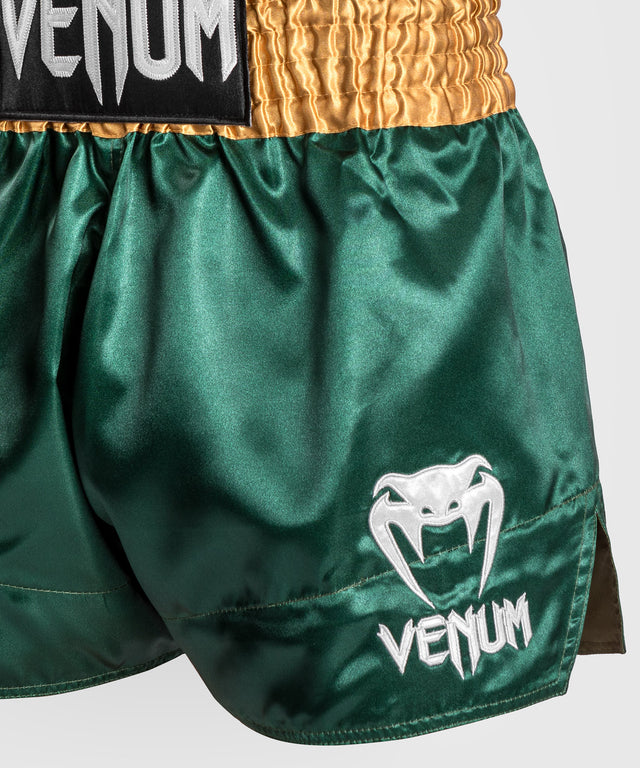 Venum Muay Thai Shorts Classic 2.0 - Grün/Gold/Weiss