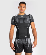 Venum Rashguard Kurzarm Adrenaline – Schwarz/Silbergrau