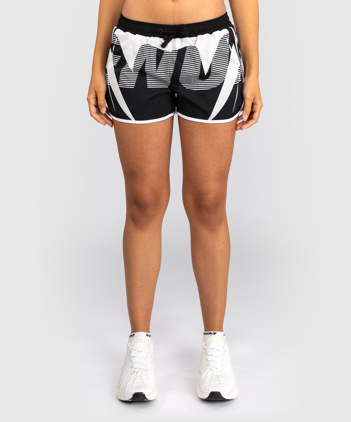 Venum Trainingsshorts Adrenaline – Schwarz/Elfenbein