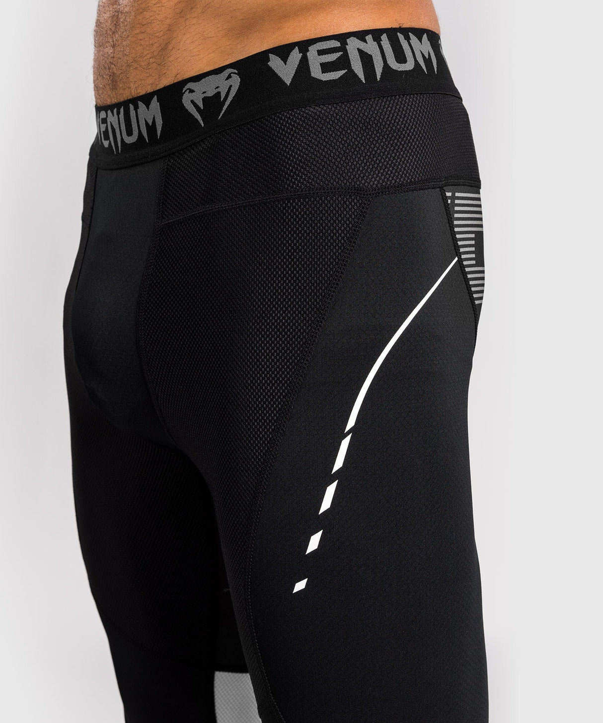 Venum Spats Adrenaline – Schwarz/Silbergrau