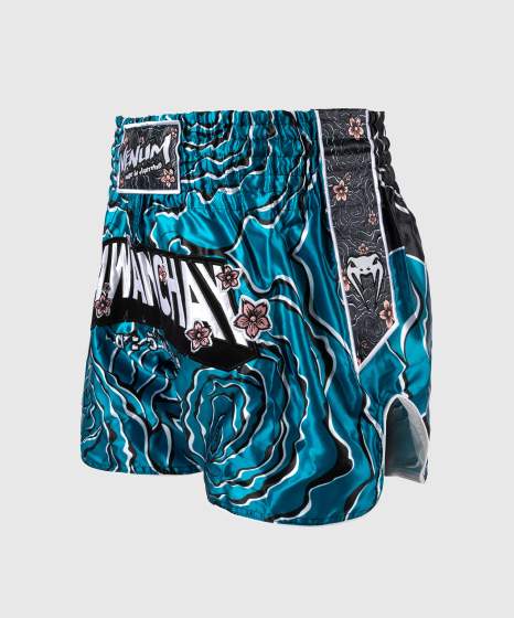 Venum x Tawanchay Muay Thai Shorts - Blau