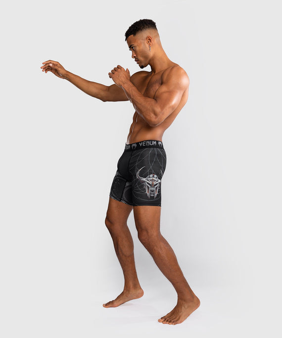 Venum Kompressionsshorts Gladiator 5.0 – Schwarz/Silber