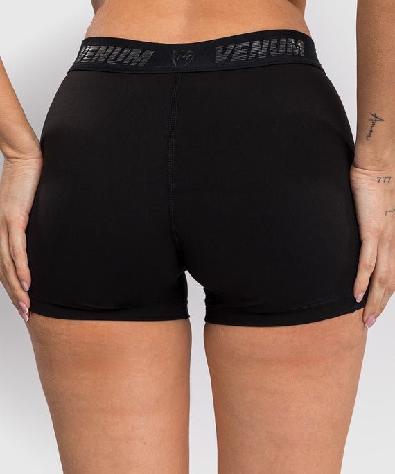Venum Shorts Elevate – Schwarz