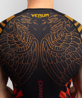 Venum Rashguard mit Kurzarm Quetzal Fury – Schwarz/Rot