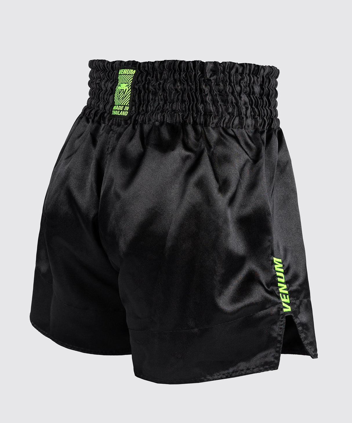 Venum Muay Thai Shorts Classic Evo – Schwarz/Neongelb