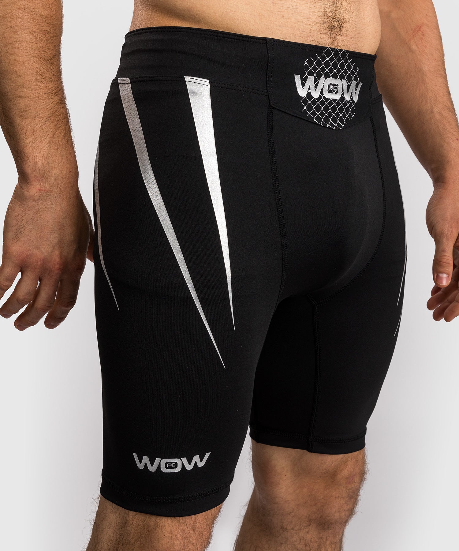 Venum x WOW FC Vale Tudo Shorts - Schwarz/Silber