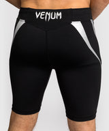 Venum x WOW FC Vale Tudo Shorts - Schwarz/Silber