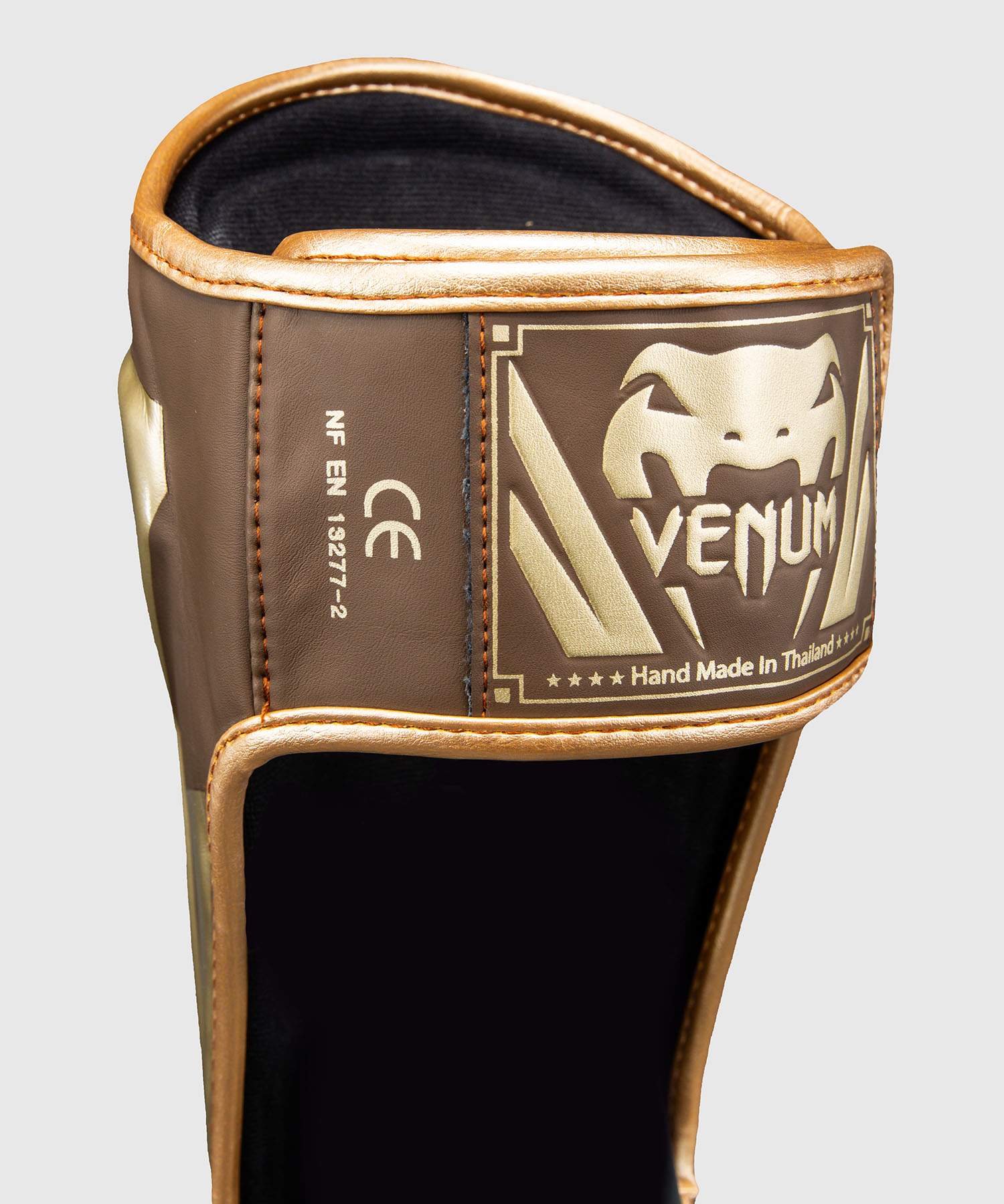 Venum Schienbeinschoner Elite – Dunkelbraun