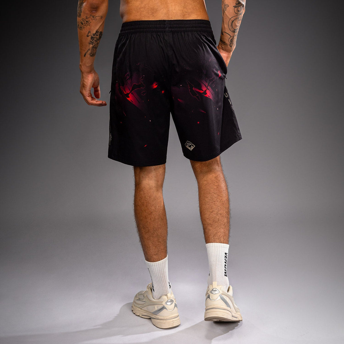Venum Trainingsshorts x Jujutsu Kaisen Itadori - Schwarz/Rot