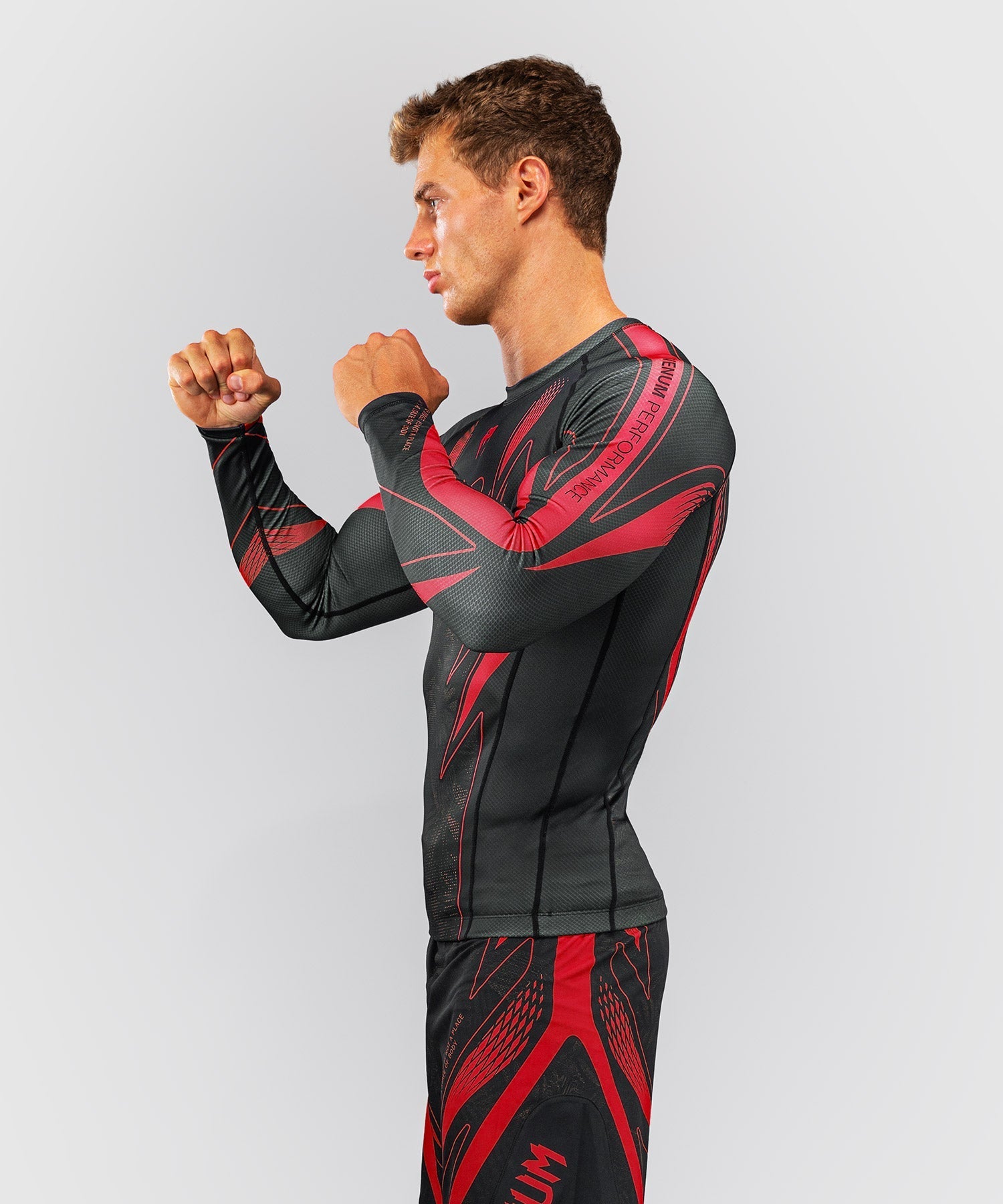 Venum Rashguard Amazonia Reborn Lange Ärmel - Schwarz/Rot