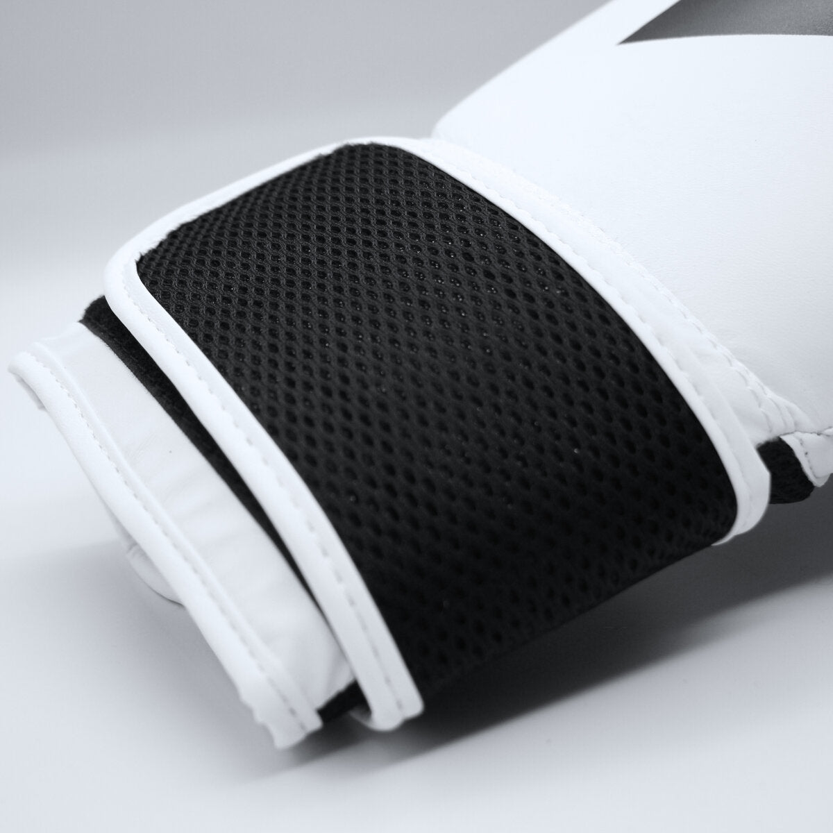 Adidas Boxhandschuhe Power 25 - Weiß/Schwarz