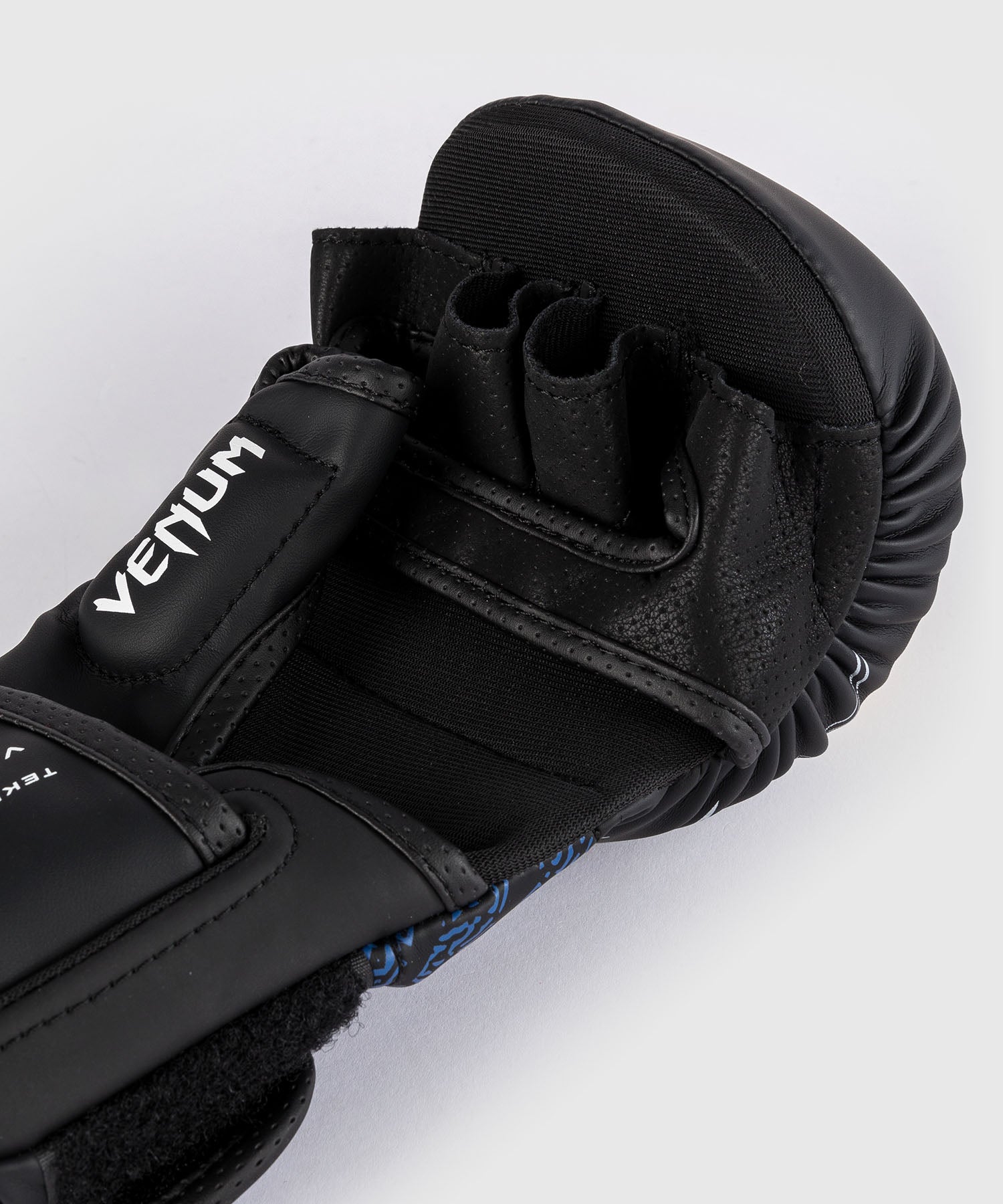 Venum MMA Handschuhe x TEKKEN 8 King - Schwarz/Gelb