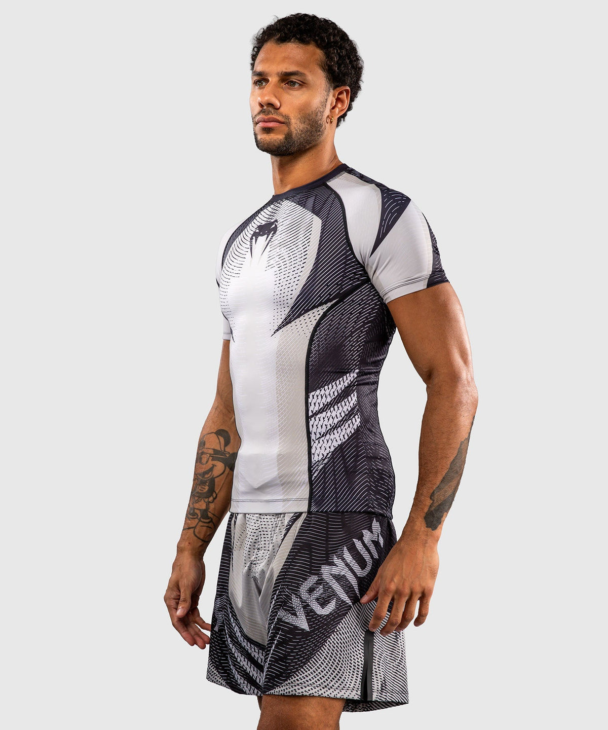 Venum Rashguard Galactic 3.0 Kurzarm – Offwhite/Schwarz