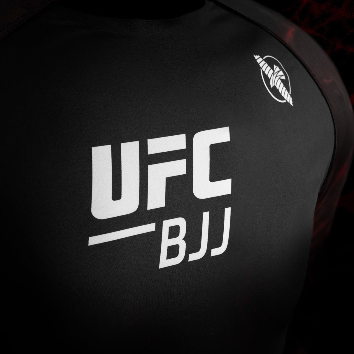 Hayabusa x UFC BJJ Rashguard Kurzarm - Schwarz/Rot