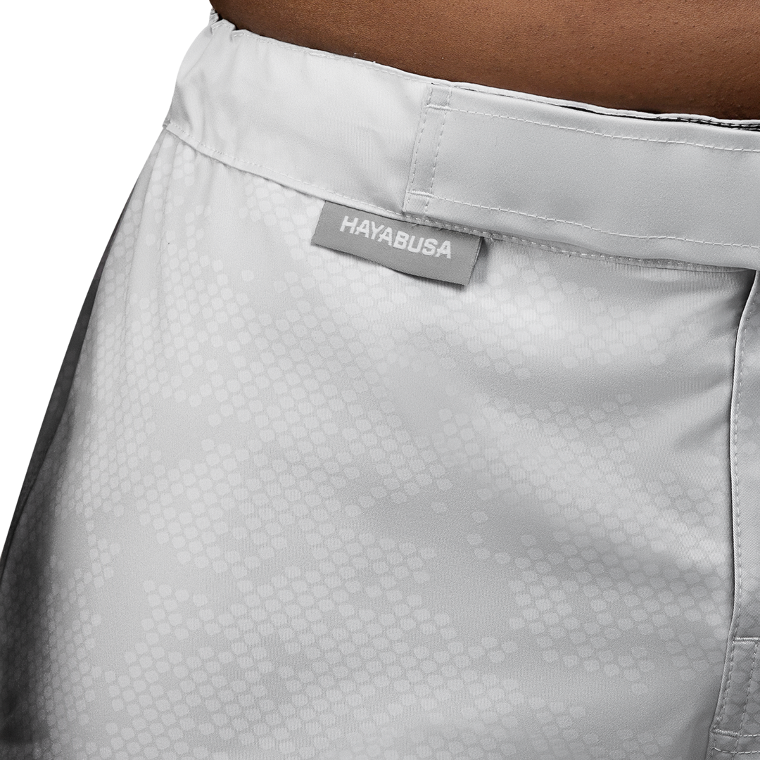 Hayabusa MMA Shorts Hex Mid-Thigh - Weiß