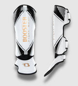Booster Schienbeinschoner Bangkok - Weiss/Schwarz/Gold - The Fight Company Deutschland