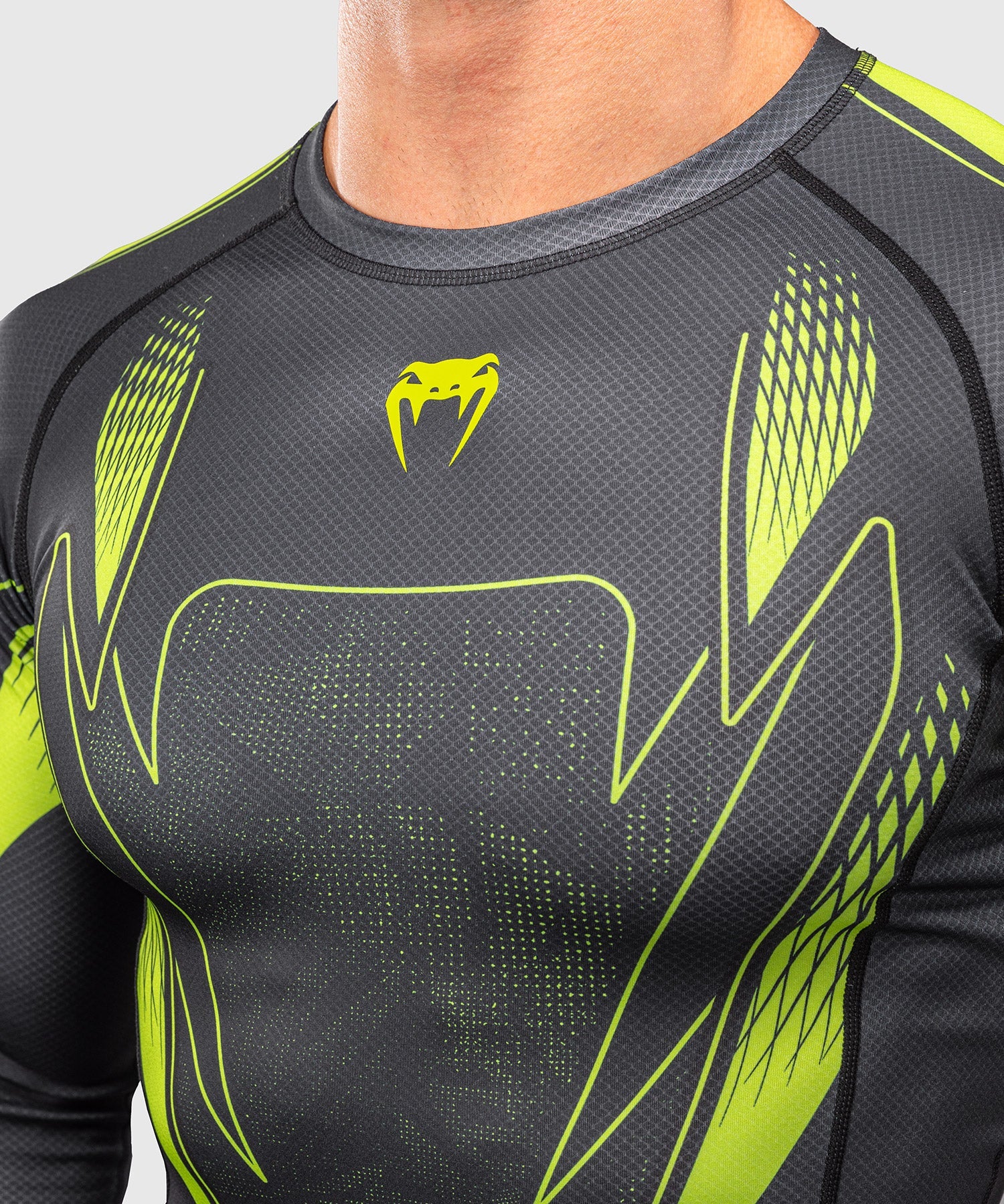Venum Rashguard Amazonia Reborn Lange Ärmel - Schwarz/Grün