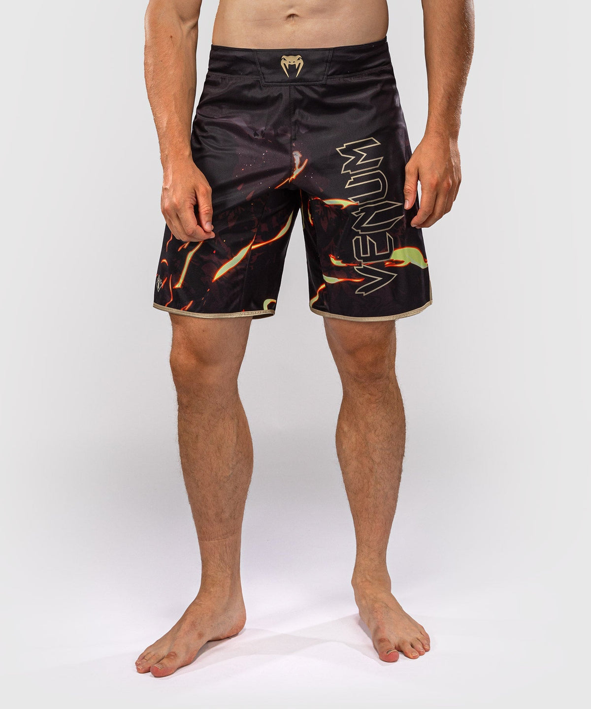 Venum MMA Shorts x Jujutsu Kaisen Sukuna - Schwarz/Beige
