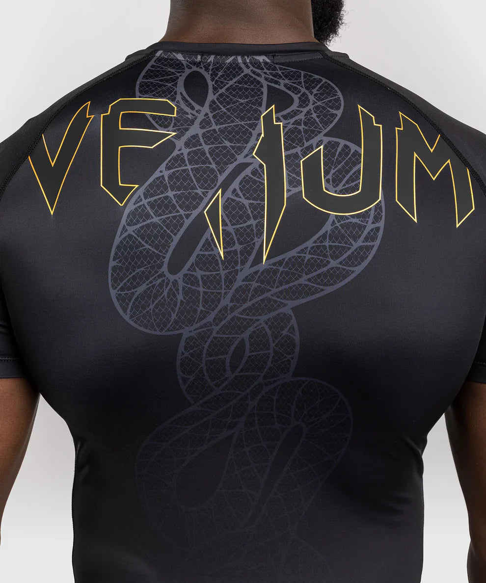 Venum Rashguard Kurzarm Serpenti – Schwarz