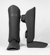 Caged Schienbeinschoner Shadow - Schwarz/Schwarz