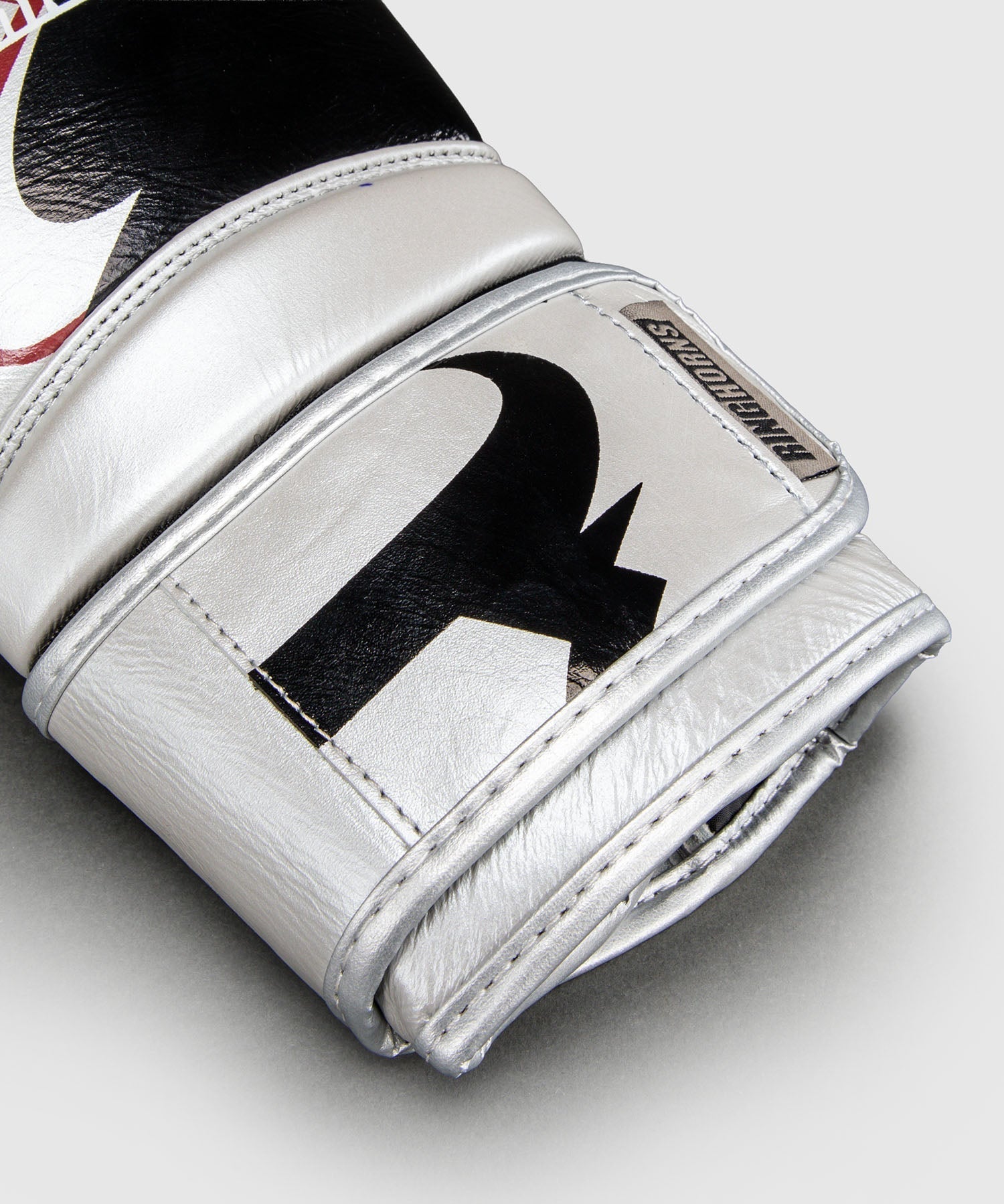 Ringhorns Boxhandschuhe Charger by Venum - Silber/Schwarz