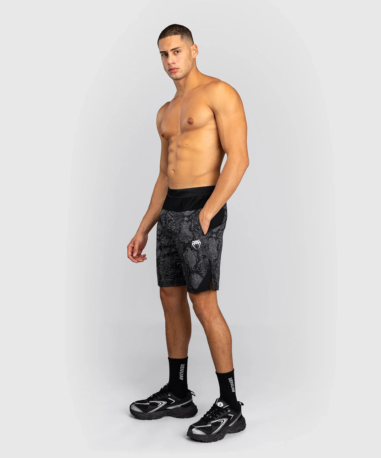 Venum Trainingsshorts G-Fit Scales – Schwarz/Grau