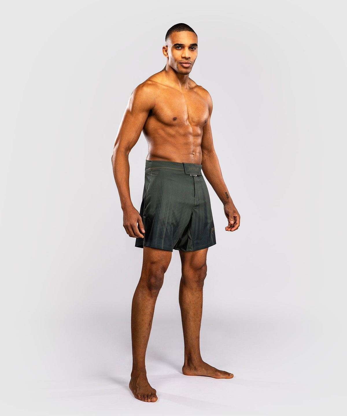 Venum MMA-Shorts Stealth – Khaki/Dunkelgrün