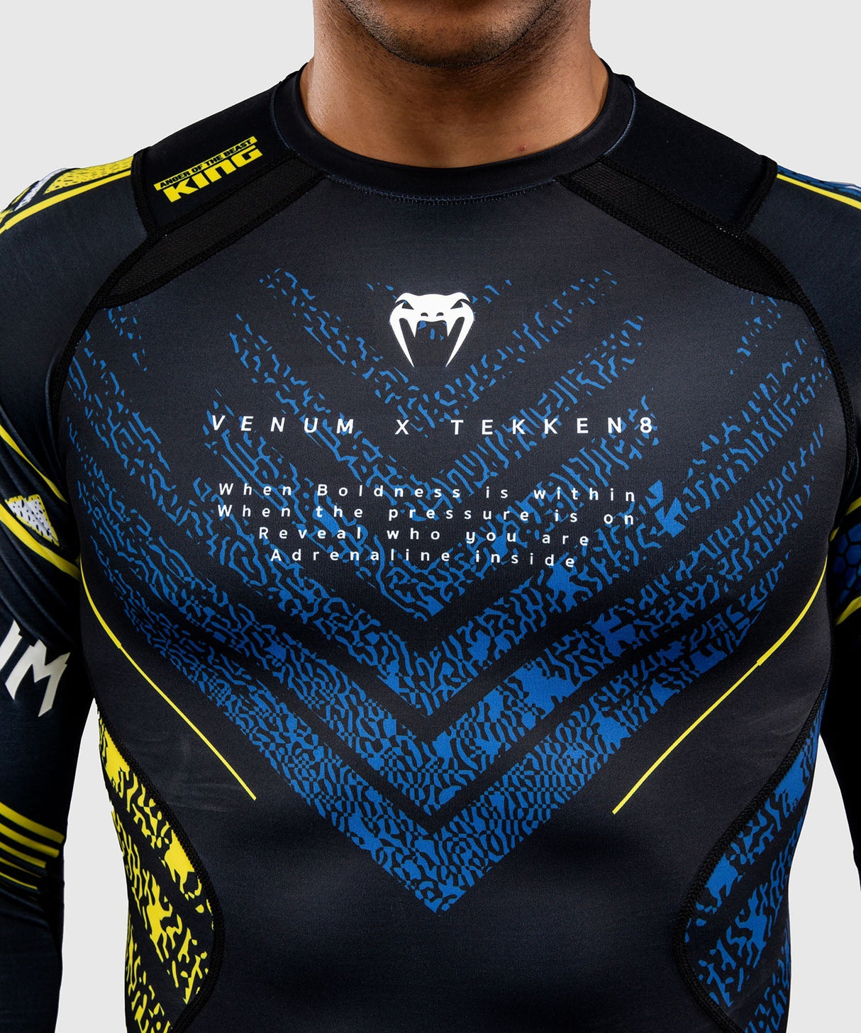 Venum Rashguard TEKKEN 8 King - Zwart/Geel - foto 4